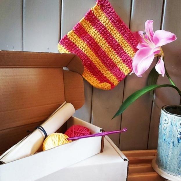 Washcloth Crochet Kit for Beginners with Video Tutorial - The Colour Dasher Braw Wee Emporium