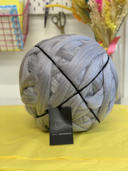 Giant Acrylic Yarn - 2KG - Woolly Mahoosive Braw Wee Emporium
