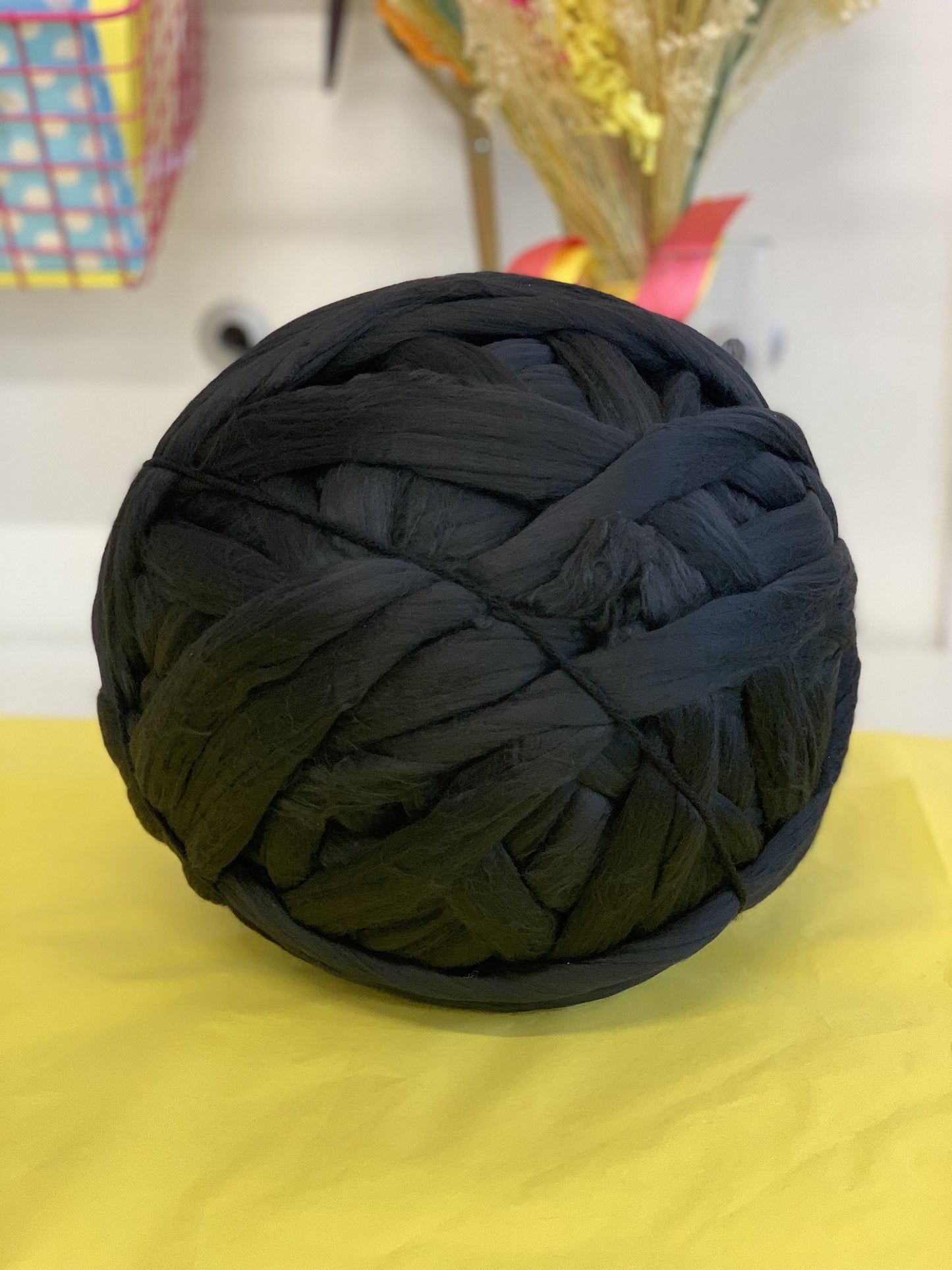 Giant Acrylic Yarn - 2KG - Woolly Mahoosive Braw Wee Emporium