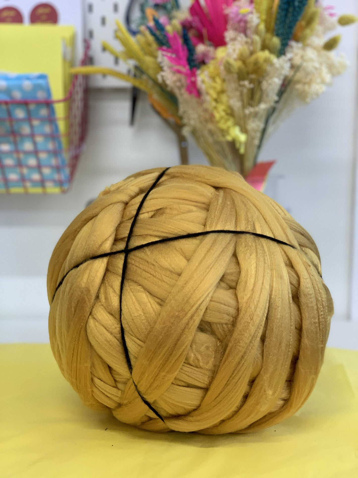Giant Acrylic Yarn - 2KG - Woolly Mahoosive Braw Wee Emporium